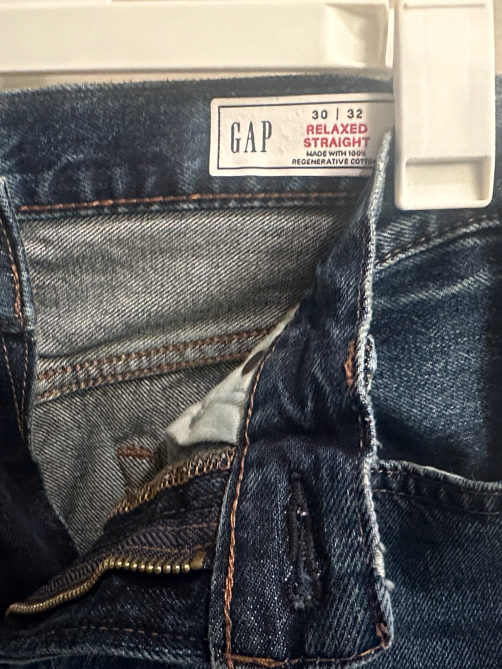 NWT Gap Men's Relaxed Straight Fit Jeans in Dark Indigo, 30/32